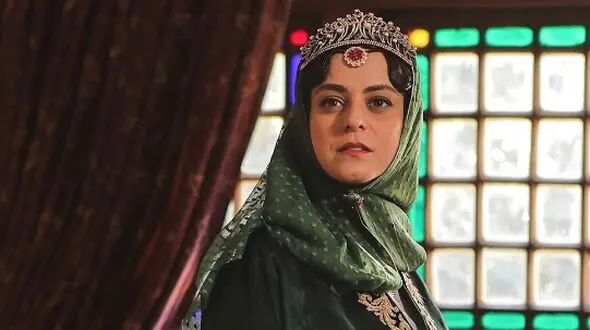عکس/ رونمایی از شوهر خوش تیپ و کراواتی غزل شاکری، بازیگر نقش ملک زاده در سریال جیران / به پای هم پیر بشید ایشالا ...