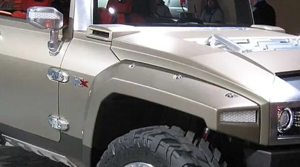 هامر یک خودروی بیابانی است