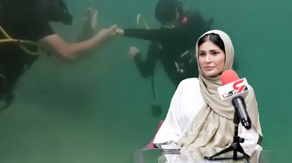 خواستگاری از خانم بازیگر ایرانی در زیر دریا + فیلم گفتگو با شیوا طاهری