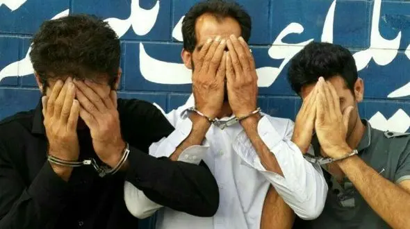 جدال طایفه ای در دماوند منجر به قتل شد / 2 طایفه در مقابل بیمارستان دوباره جان
 هم افتادند + عکس 