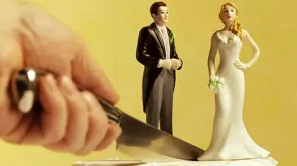 افشای طلاق بازیگر ایرانی از زنش پس از 5 سال  / مخفیانه ترین طلاق سینمای ایران + عکس 