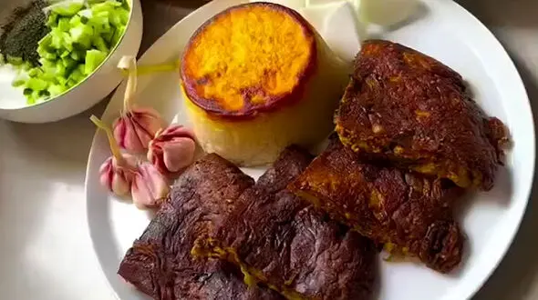 طرز تهیه کوکوی شمالی به اسم کچلیک + فیلم