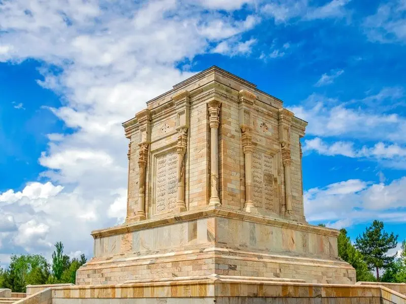 جاذبه های دیدنی مشهد