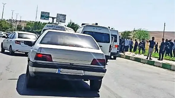 راز عجیب پژویی که راننده نداشت ! / پلیس یزد شوکه شد