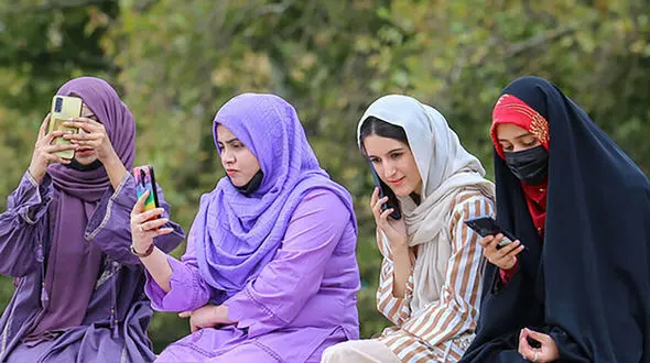 ممنوعیت تحصیل مهاجران مقیم ایران در رشته‌های علوم پزشکی بدون کنکور