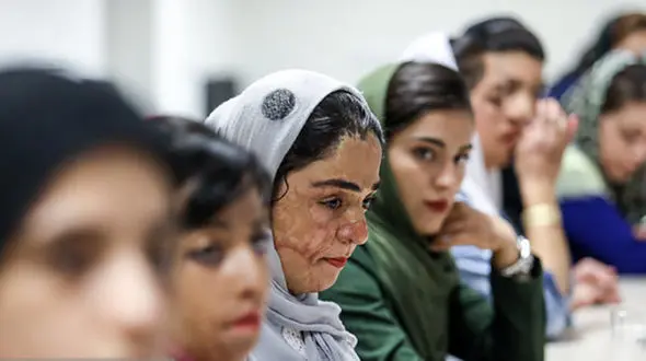 رییسی آرزوی دختران شین‌آبادی را برآورده کرد + عکس