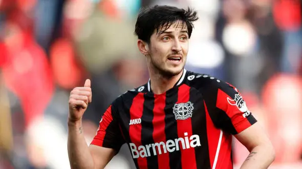 سردار آزمون پاسخ انتقادات را داد+عکس نشریه آلمانی