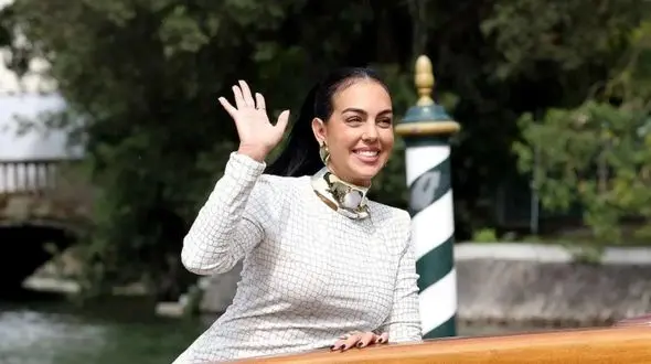 عکس/ تغییر چهره پر سر و صدای جورجینا سوژه عربستانی ها شد