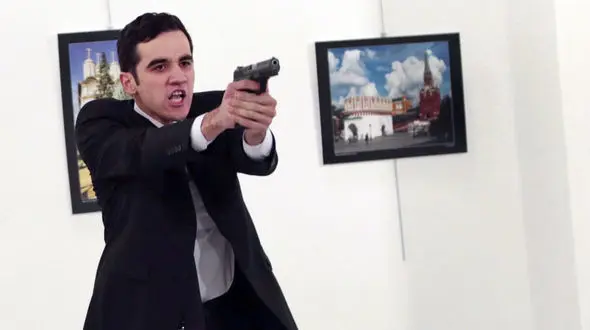 رمز موبایل قاتل سفیر روسیه باز نشد 