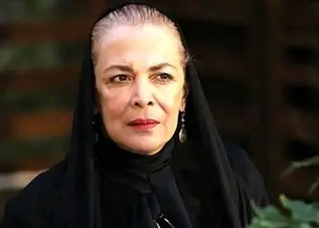 عکس| سفر زمان؛ «بیتا فرهی» 31 ساله در کنار «خسرو شکیبایی» در حرم شاه عبدالعظیم؛ سال 68