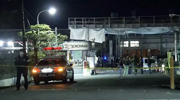 حمله مرد خشمگین به 15 کارگر در یک کارخانه