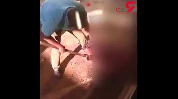 فیلم 16+ / شوهر خشمگین مچ همسرش را در اتاق خواب مرد همسایه گرفت !