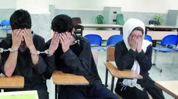 خانم دکتر زیبایی در رباط کریم قلابی از آب در آمد / پسر جوان با مدرک حقوق مدارک پزشکی جعل می کرد + فیلم گفتگو