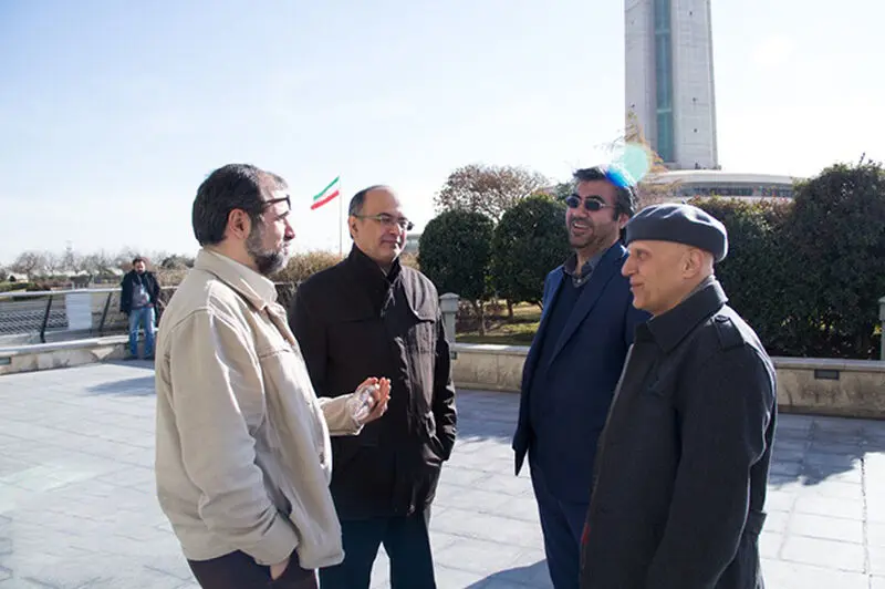 گزارش تصویری از حواشی اولین روز سی و پنجمین جشنواره فیلم فجر در کاخ جشنواره