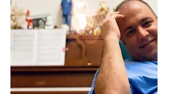 علی اوجی و گربه اش + عکس 