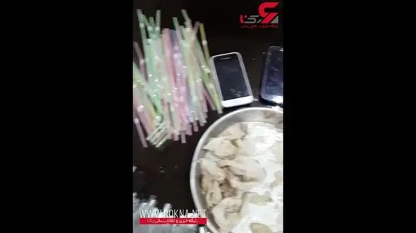 دستگیری ساقی مواد مخدر و تولید کننده هروئین و پایپ در آبادان +فیلم