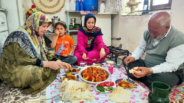 طرز تهیه دلمه سیب‌ زمینی؛ غذای محبوب و سنتی روستا