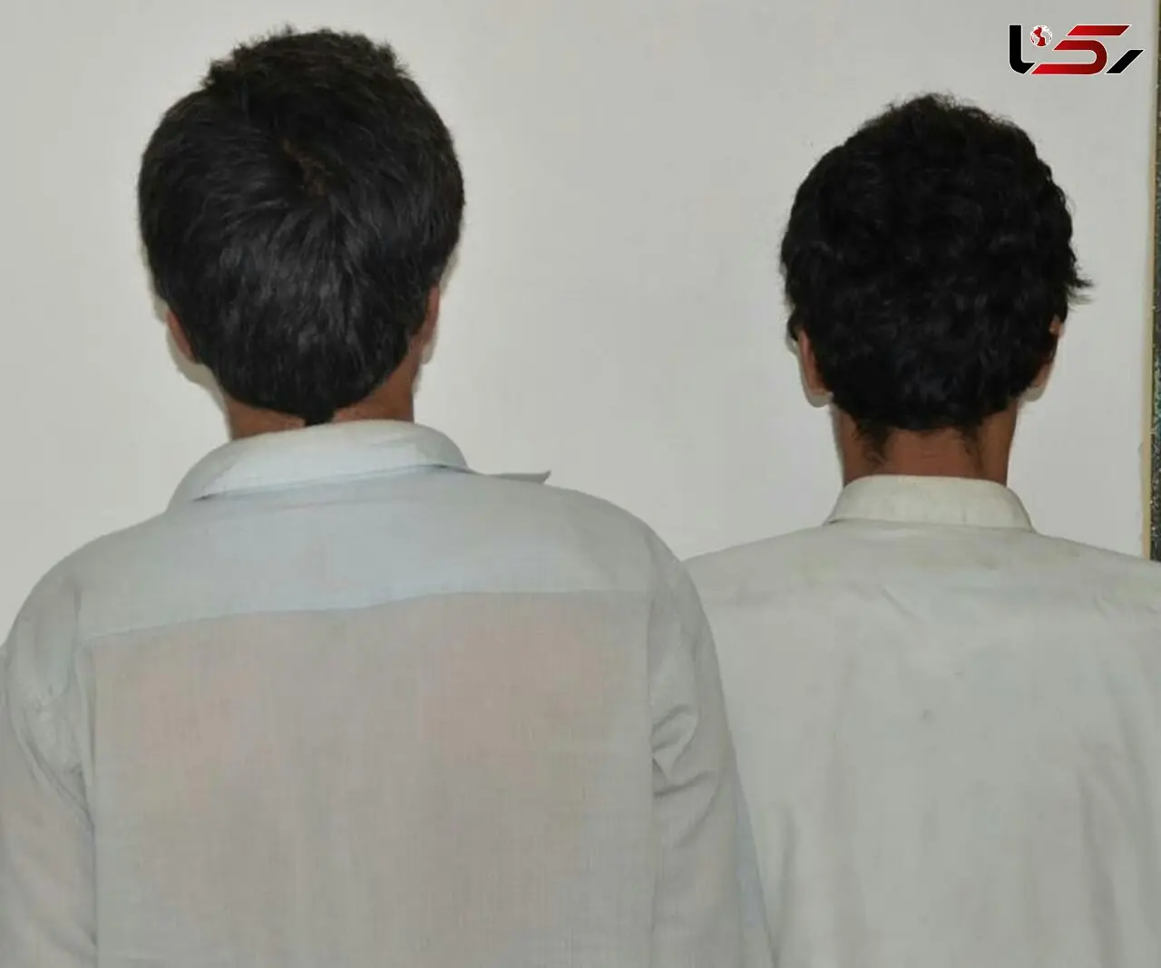 عملیات ضربتی پلیس برای دستگیری 2 کلاهبردار در چابهار + عکس 