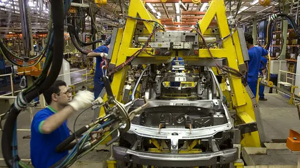 قیمت خودرو آزاد می شود؟