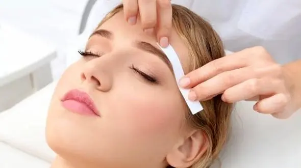 10 نکته موثر برای انجام وکس کم درد صورت