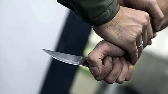 حمله اراذل مزاحم یک زن به آمر معروف در کرج / در نهج‌البلاغه چه گذشت؟ 