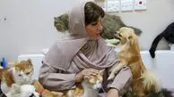 عجیب اما واقعی / مریم خانم زیباترین زن در جهان / این زن ماهیانه یک میلیارد و 300 میلیون تومان  برای   ۵۰۰ سگ و گربه در خانه اش هزینه می کند + عکس ها و گفتگو