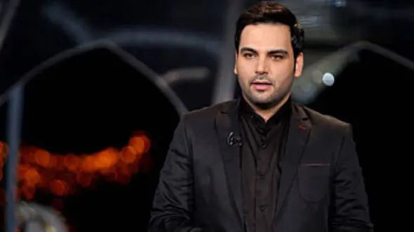 مجری معروف با برنامه سه ستاره در تحویل سال به خانه هایتان می آید