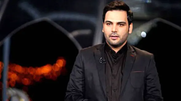 مجری معروف با برنامه سه ستاره در تحویل سال به خانه هایتان می آید