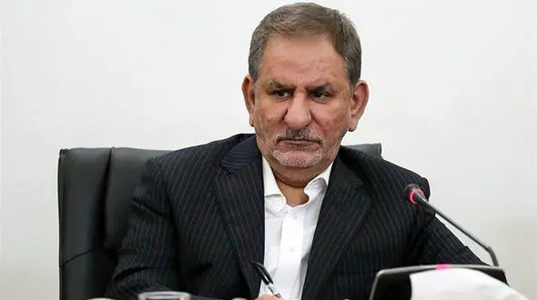 می‌خواستیم وزیر زن بگذاریم نگذاشتند / برای رفتن  زن ها به ورزشگاه آنقدر معطل کردند تا یک دختر خودسوزی کرد