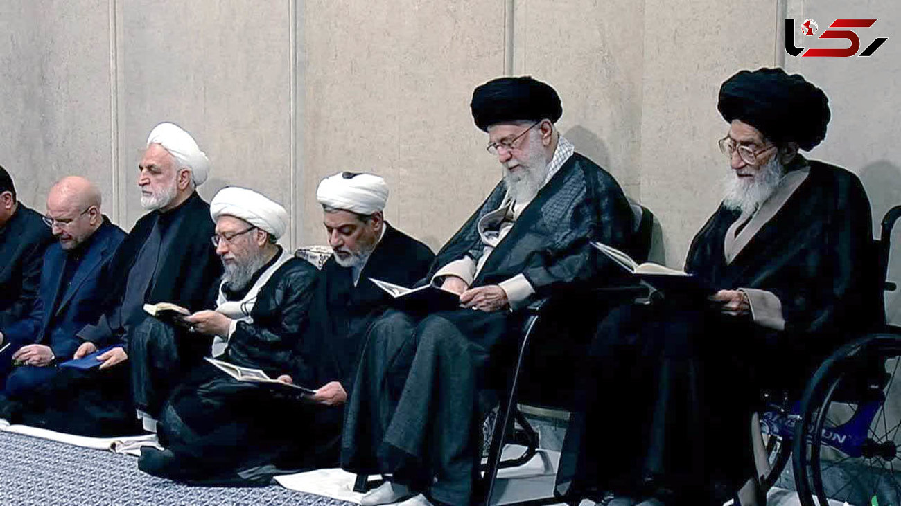 برگزاری مراسم بزرگداشت رئیس‌جمهور و همراهانش از سوی رهبر انقلاب