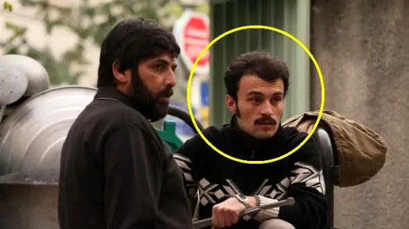 رونمایی از جدیدترین عکس خواهر مرتضی امینی تبار بازیگر افغان سریال زخم کاری / خواهر و برادر مثل سیبی که از وسط نصف شدند!