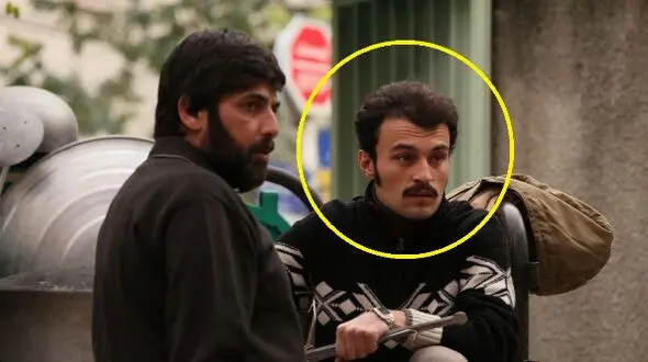 رونمایی از جدیدترین عکس خواهر مرتضی امینی تبار بازیگر افغان سریال زخم کاری / خواهر و برادر مثل سیبی که از وسط نصف شدند!