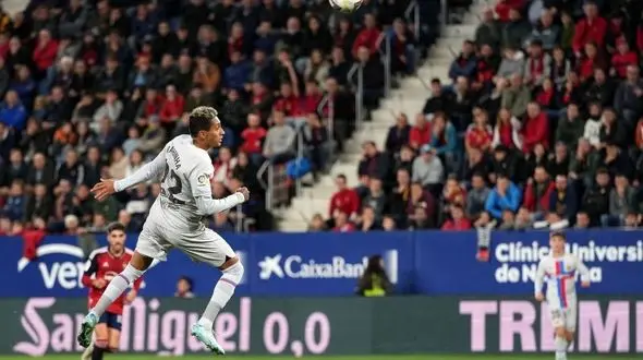 ستاره بارسلونا : من از دیماریا خوشگل ترم !