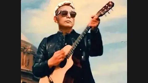 دانلود آواز باشکوه  شادمهر عقیلی / آهنگ به نام بارون نم نم دلش تنگ میشه  !