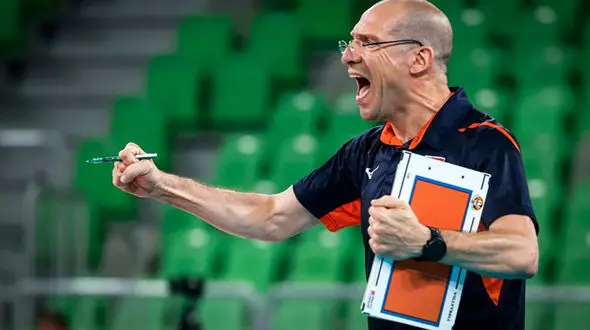 پیاتزاسرمربی ایتالیایی تیم ملی: ایران کشور من هم هست