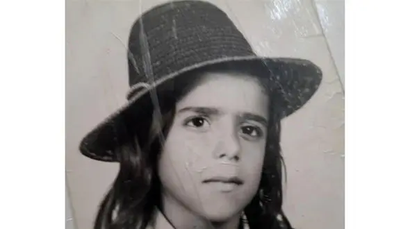 عمرا این بازیگر سرشناس را بشناسید ! / شک نکنید اشتباه کردید + عکس کودکی و مردانه !