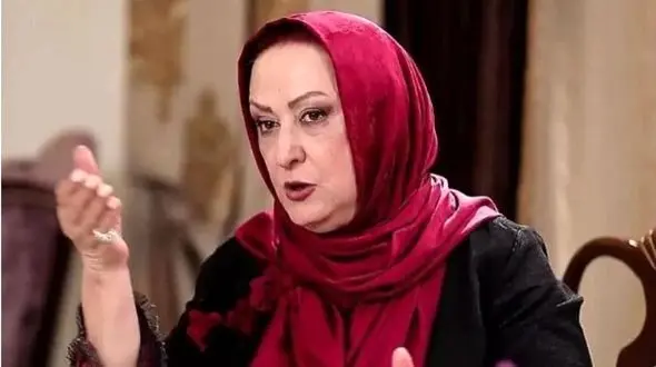 فیلم / مریم امیرجلالی: بعضیا برای من مینویسن تو که اینقدر عصبانی هستی برو شبها یه لیوان گل گاو زبون بخور! ...