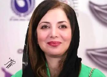 فیلم /  آوازخوانی سوزناک رویا میرعلمی  ! /  عقرب زلف کجت با قمر قرینه ... کیه که در میزنه من دلم میلرزه  های ... / کارناوال رامبد جوان را ترکاند