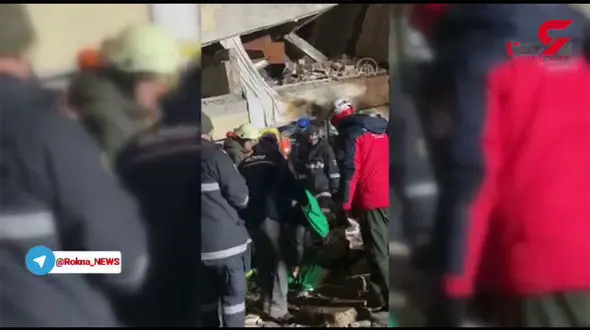 نجات کودک 1.5 ساله و خانواده‌اش از زیر آوار زلزله پس از 96 ساعت + فیلم حیرت انگیز