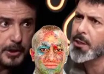 فیلم / دفاع تمام قد جواد هاشمی از تتلو: تتلو همه کار کرد که بمونه ...  سر کلاس بچه‌ها اشعارش رو حفظ میکردند ... الان همون بچه‌ها دارن فحش خواهر... 