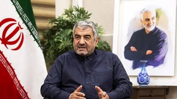 حاج‌قاسم نویسنده نامه ۲۴ فرمانده به خاتمی بود 