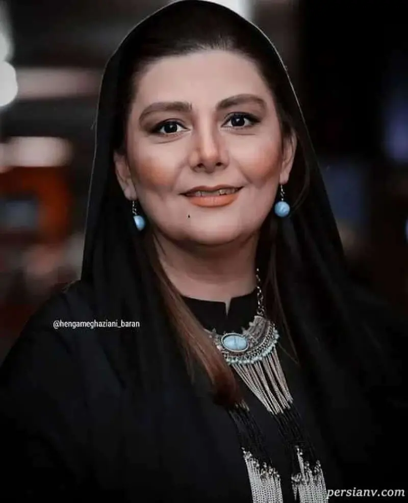 هنگامه قاضیانی و خواهرش