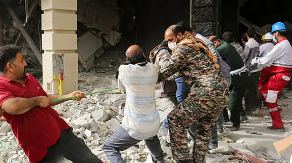 ولی پور خبرداد؛ اعزام تیم RDH هلال احمر به محل سانحه متروپل آبادان