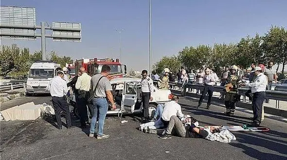 تنها معجزه مرگ 8 تن در تصادف وحشتناک مشکین شهر / دختر 10 ساله زنده ماند + عکس