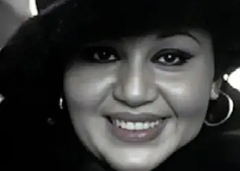 عکس/ سفر در زمان/ «هایده» در میان پسران اش کامران و کیوان، اوایل دهه 60