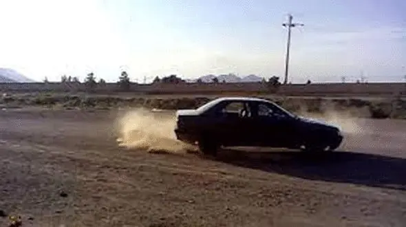 هیجان‌طلبی خطرناک در قم / سه نوجوان بی‌گواهینامه با خودرو حادثه آفریدند + فیلم