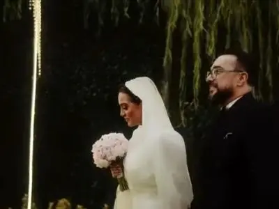 دورهمی خانوادگی مونا کرمی، بازیگر سریال از سرنوشت با خانواده همسرش سپند امیرسلیمانی/ الیکا عبدالرزاقی، امیرعلی نبویان، کمند امیرسلیمانی