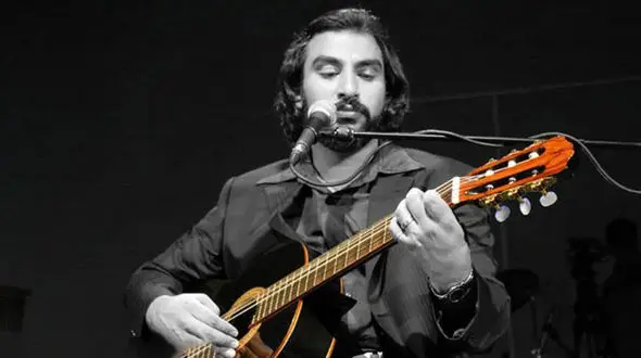 فیلم صدا بهشتی و ماندگار  ناصر عبداللهی با آهنگ ناصریا  ! / کنسرت روی هوا رفت !