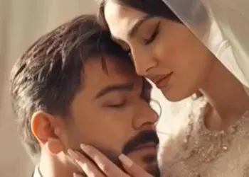 کودکی تلخ مریم مومن تازه عروس سینما: در مدرسه گرسنه می‌ماندم تا کسی نفهمد ما نداریم، به من تهمت دزدی زدند و زندگی منو نابود کردند/ مامانم نمیدونست....