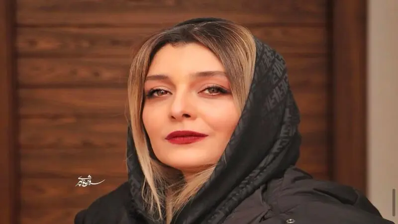 ساره بیات